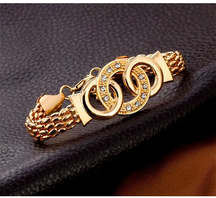 Four-piece luxury sparkling jewelry set