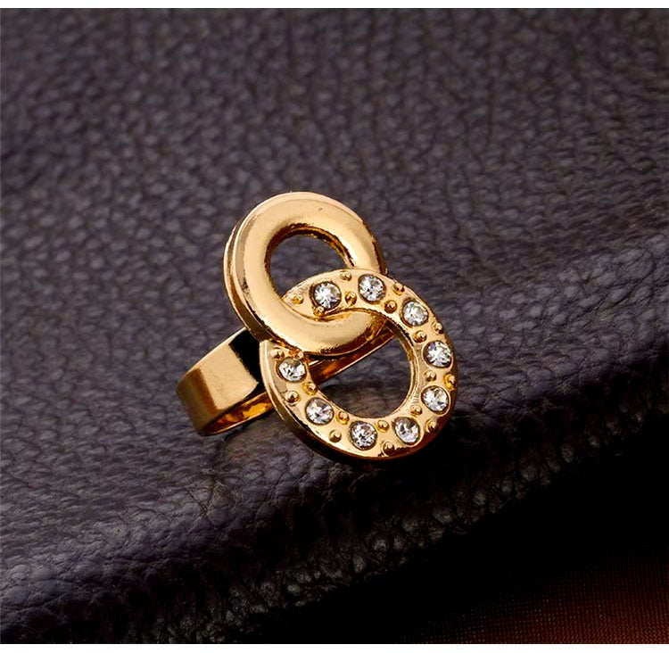 Four-piece luxury sparkling jewelry set