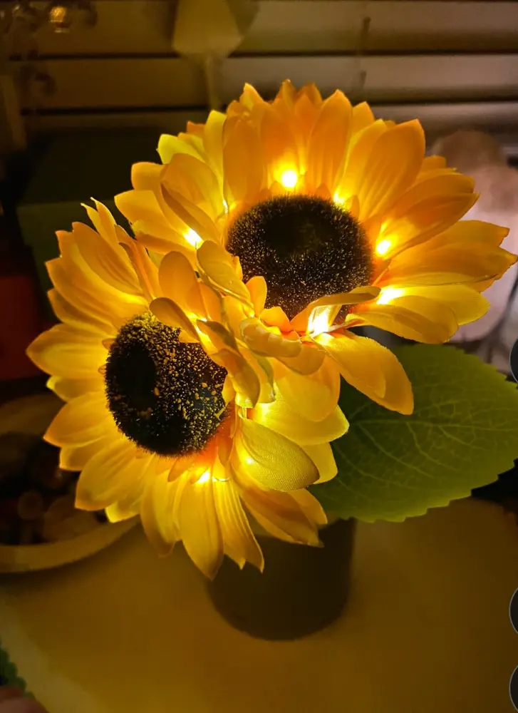 Sunflower Lamp
