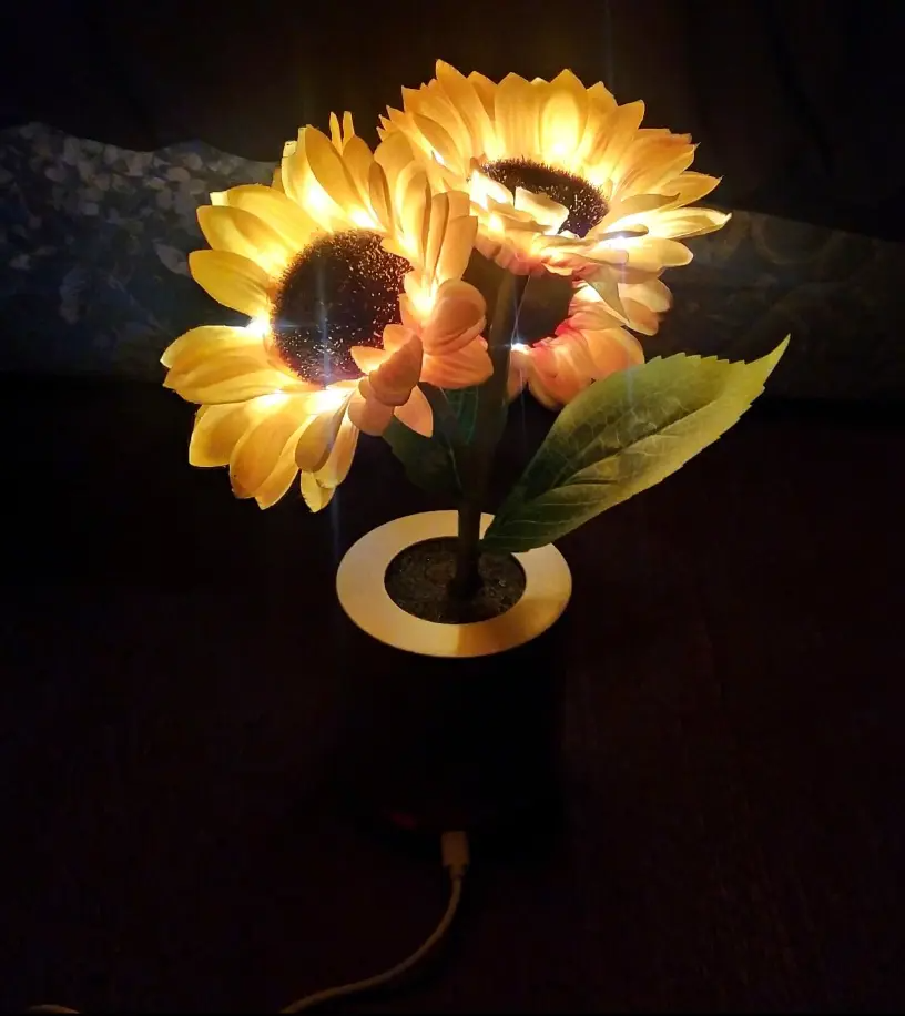 Sunflower Lamp