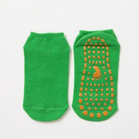 ⏰Non Slip Socks for Kids and Adults- 5 PAIRS