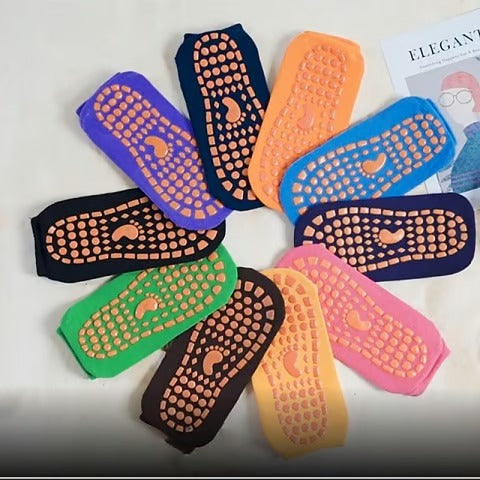 ⏰Non Slip Socks for Kids and Adults- 5 PAIRS
