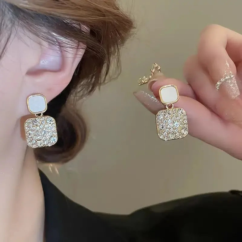 Retro trendy diamond wax drop earrings