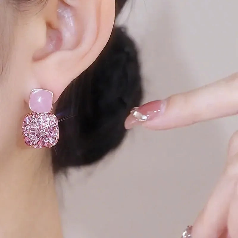 Retro trendy diamond wax drop earrings