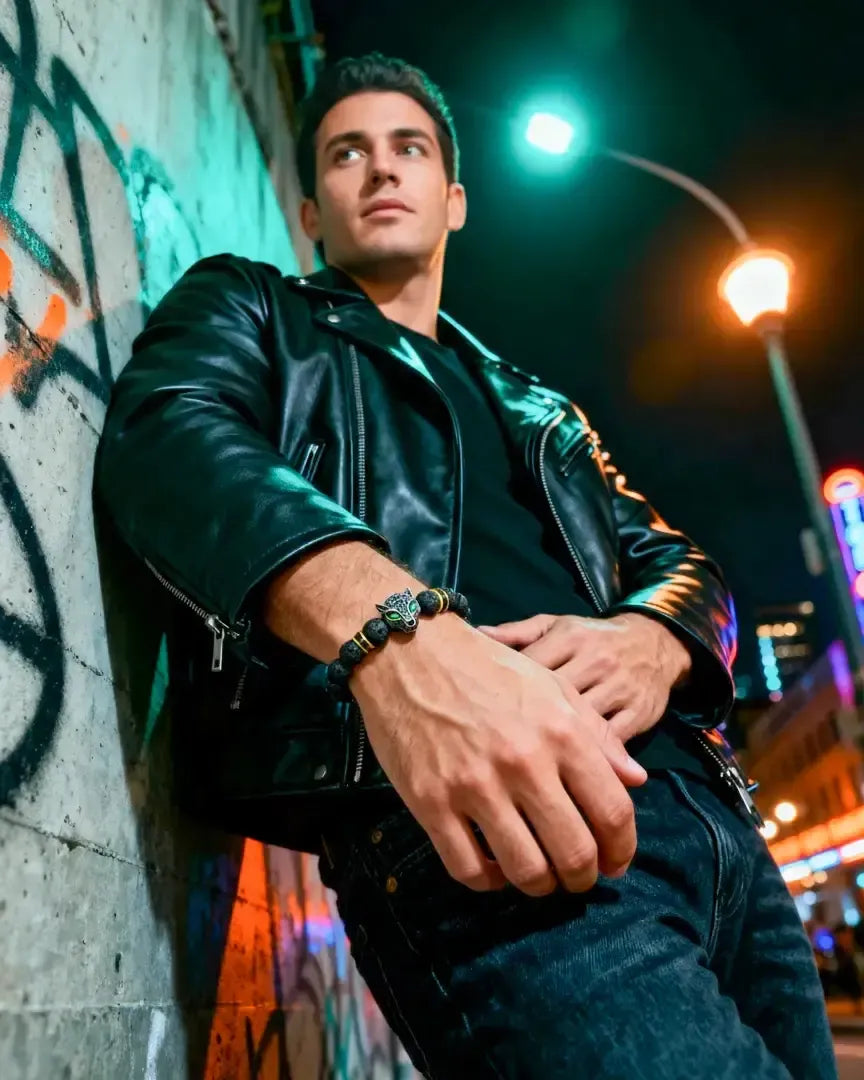 Punk-style shiny leopard head bracelet with cubic zirconia