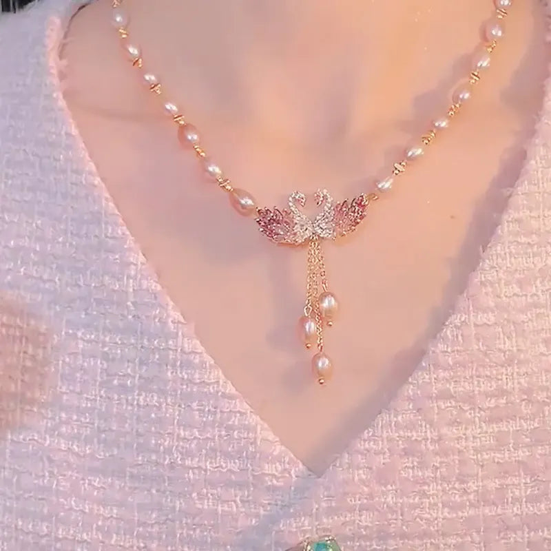 ✨✨Freshwater Pearl Necklace with Swan Pendant