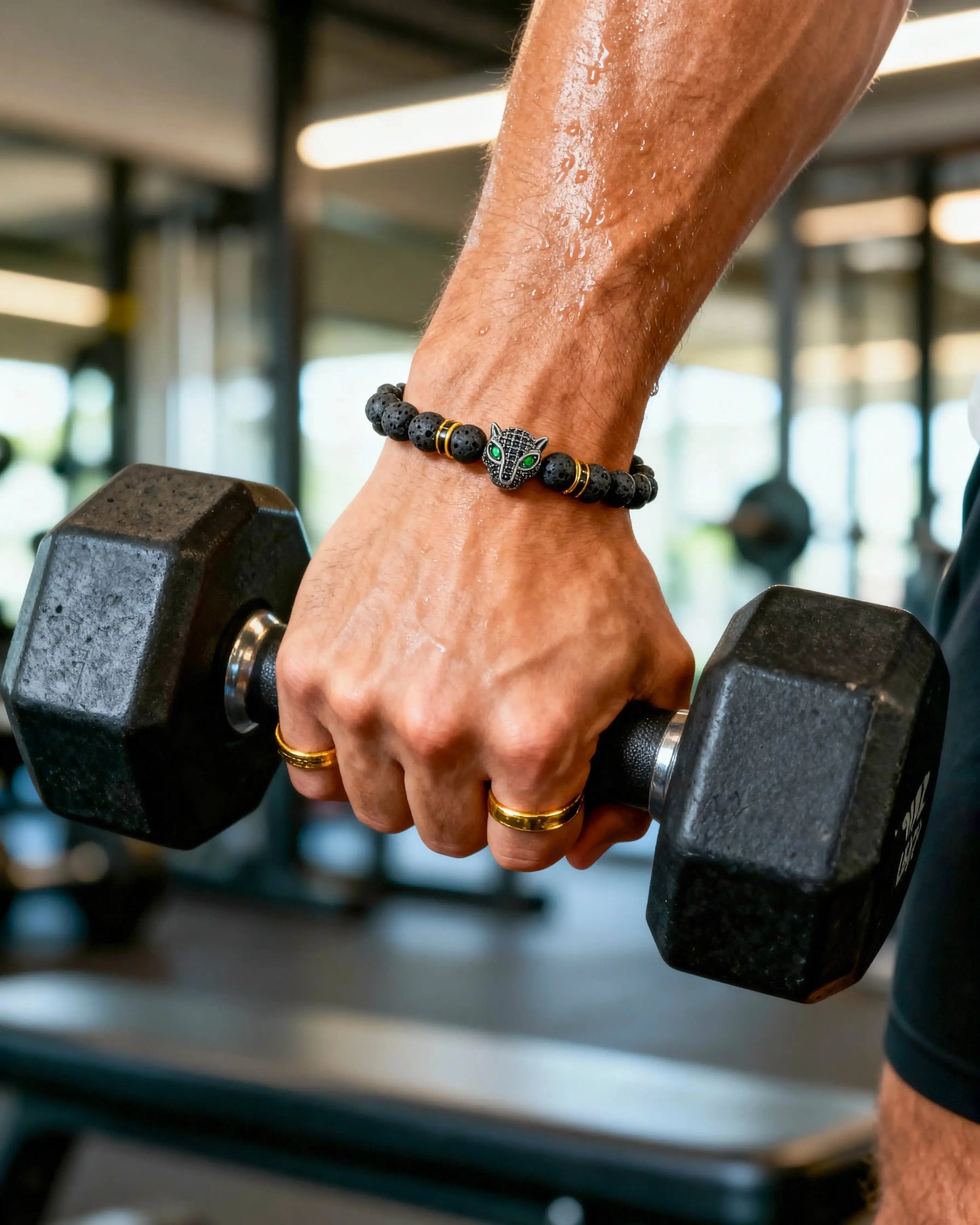 Punk-style shiny leopard head bracelet with cubic zirconia